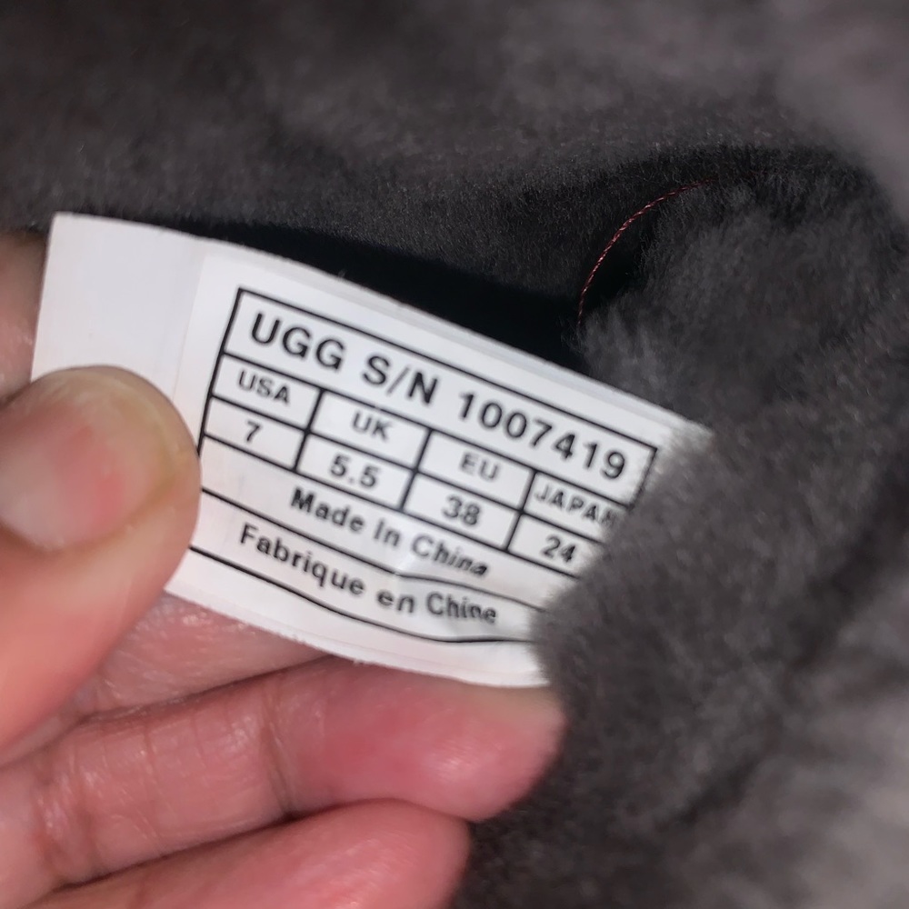 Woman UGG boots - Picture 5 of 8